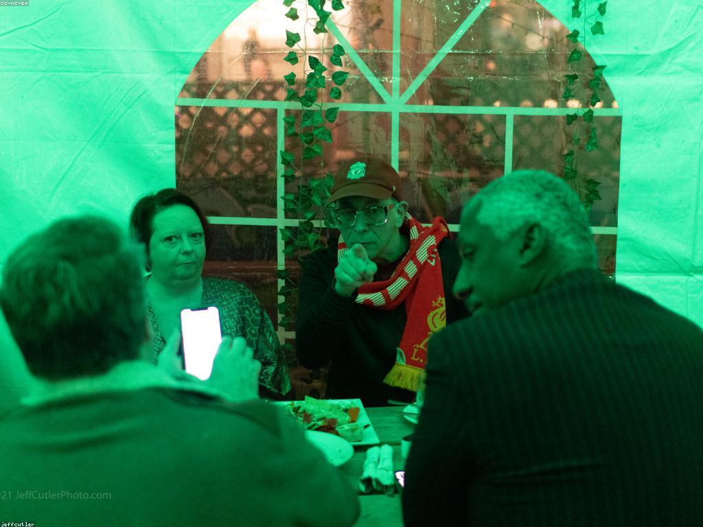 ផលប៉ះពាល់នៃបណ្តាញសង្គមដើម្បីចែករំលែកព័ត៌មាន