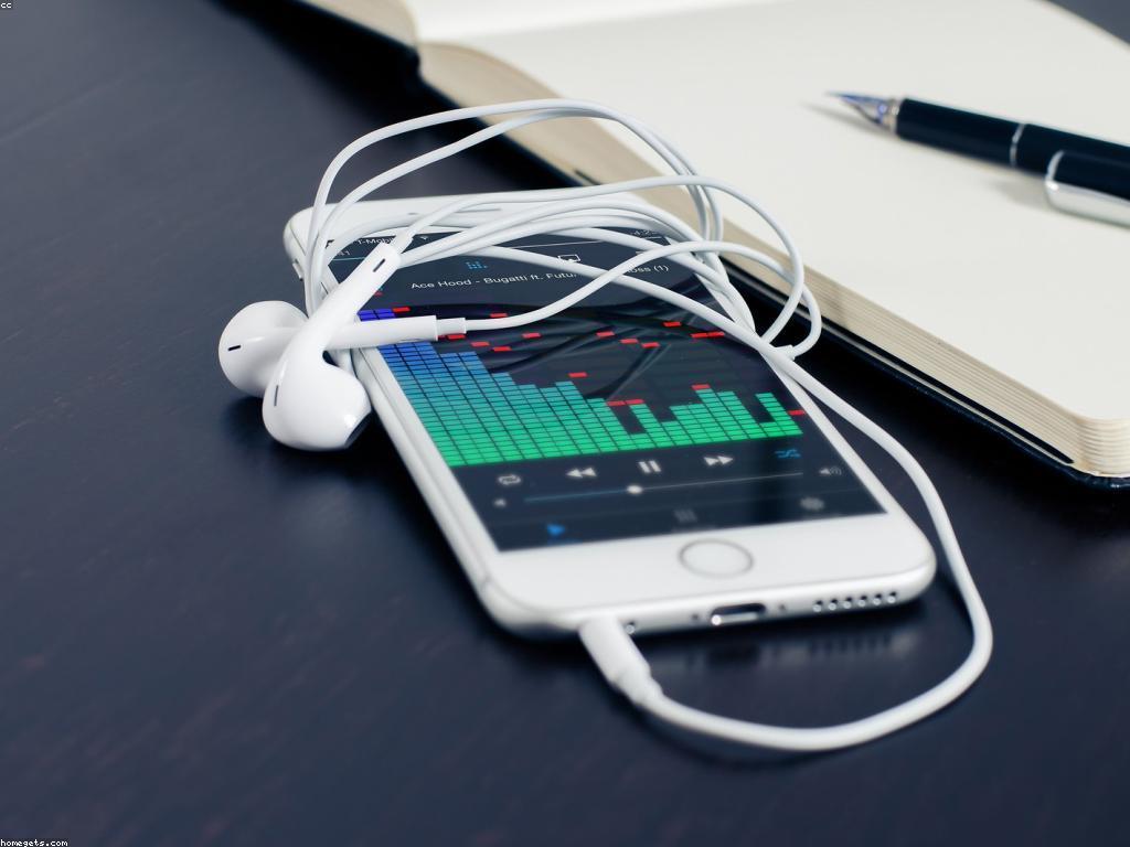 ផលប៉ះពាល់នៃព័ត៌មានលើសង្គម